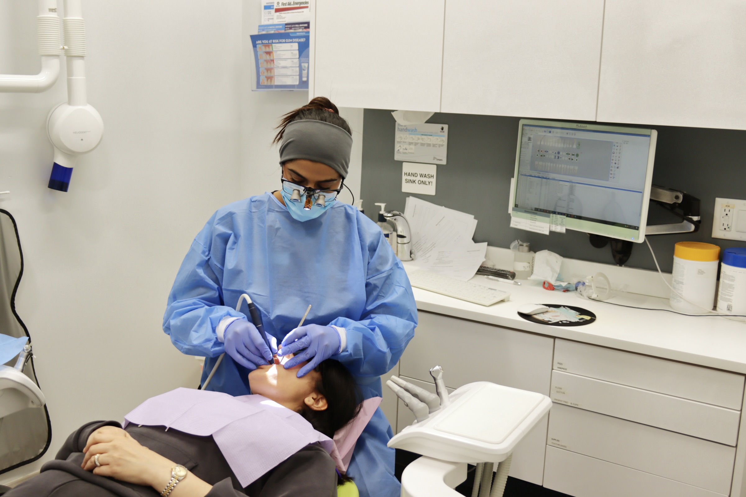 Dr. Ban Abdul Rahman at Moonstone Dental Centre