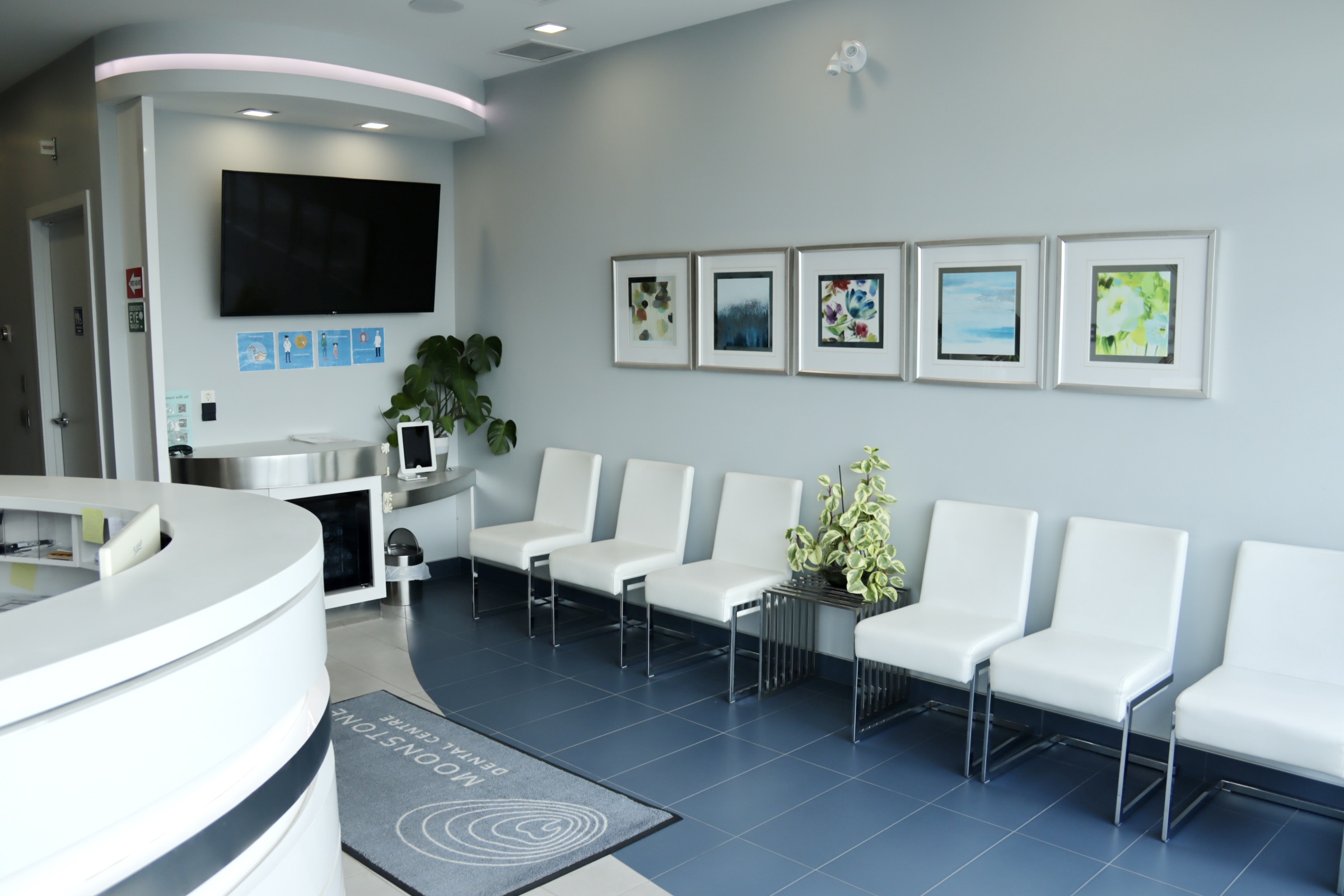 Inside Moonstone Dental Centre in Oakville